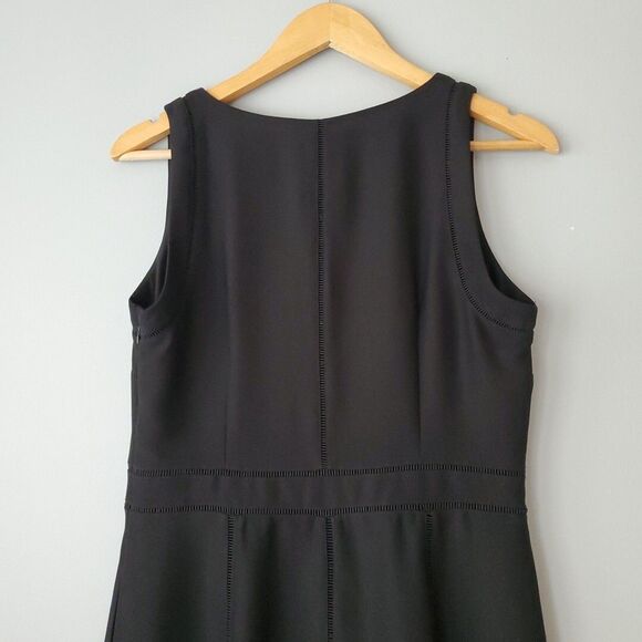 Banana Republic Black V-Neck Fit Flare Sleeveless Midi Dress w Pockets Womens 6 - Picture 5 of 8